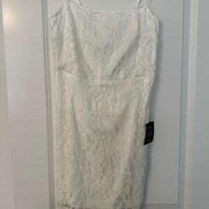 Elegant White Lace Dress